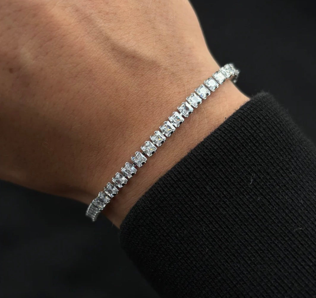 Tiny Square Bracelet (Silver)