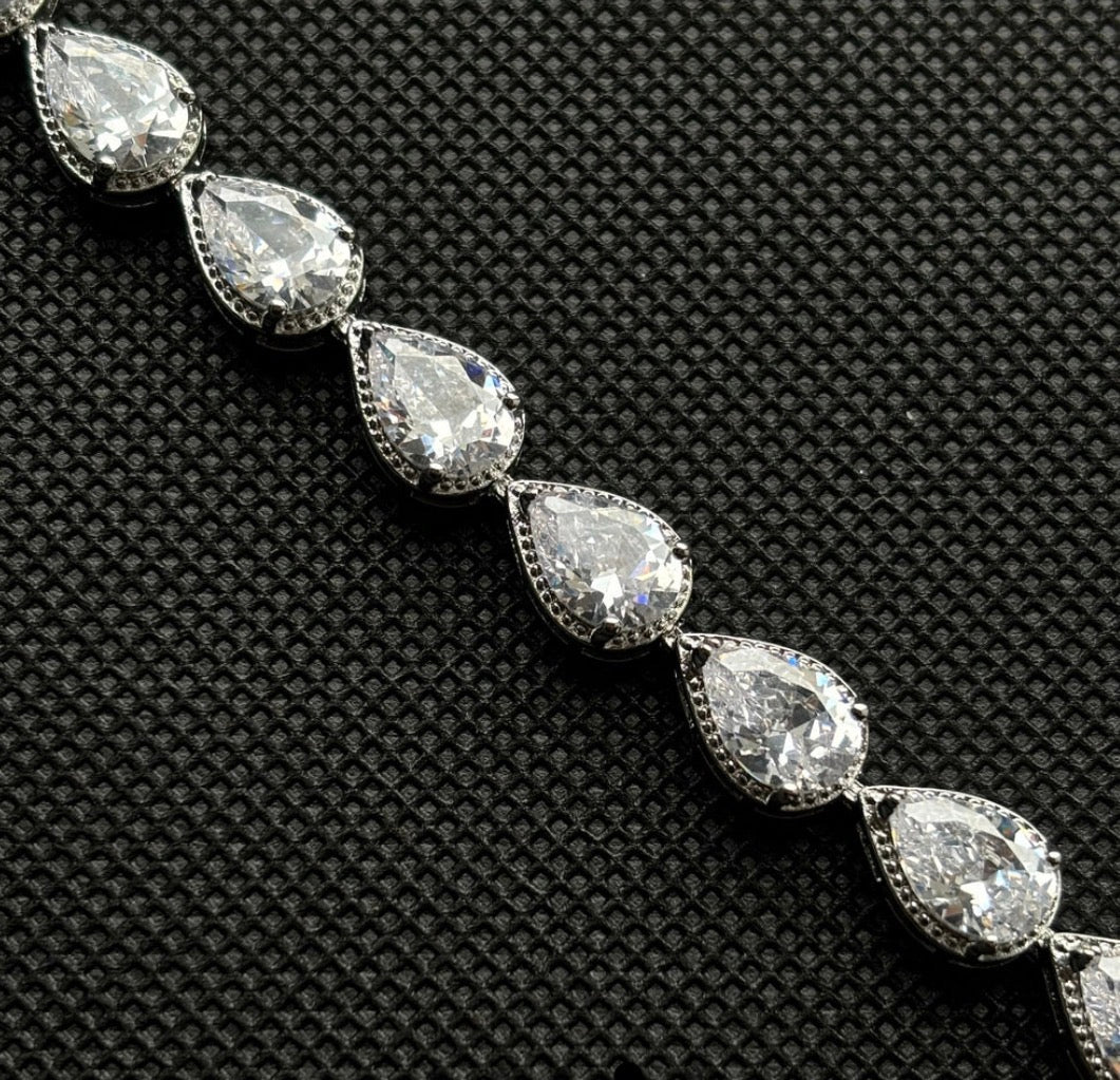 Raindrop Bracelet (Silver)