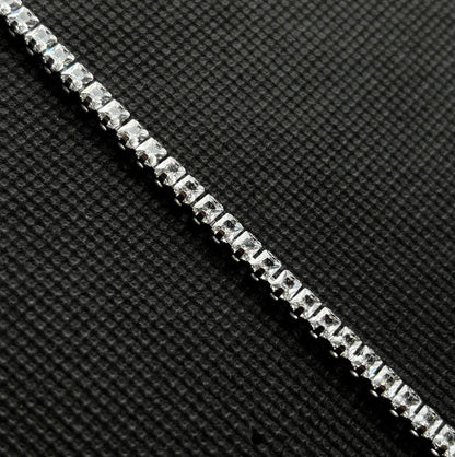 Tiny Square Bracelet (Silver)